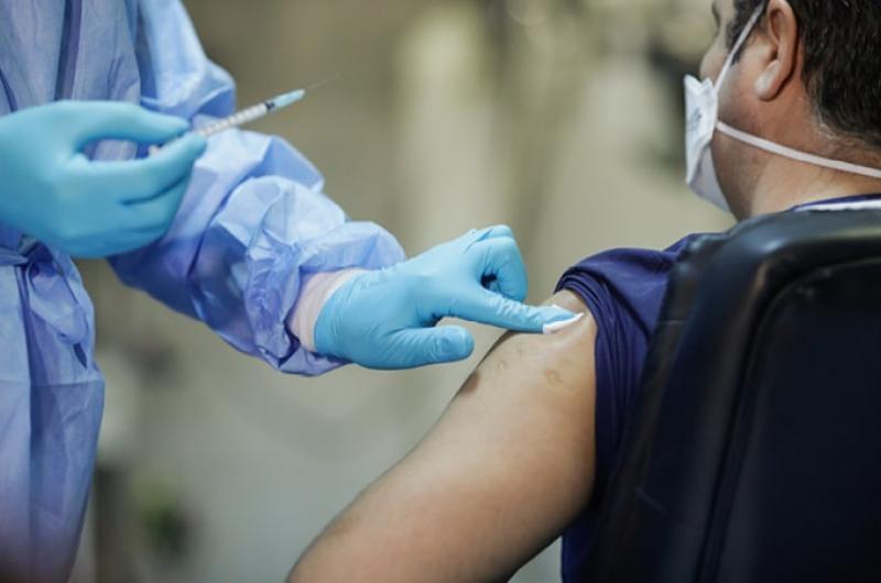 In vitro studies laten zien dat vaccin werkt tegen Britse en Zuid-Afrikaanse varianten