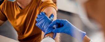 Pfizer en BioNTech ontvangen positief CHMP-advies voor hun COVID-19-vaccin