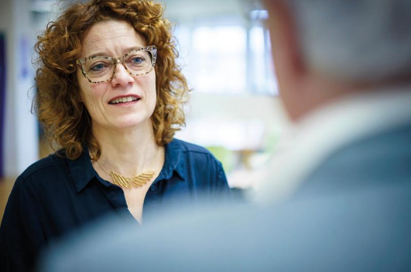 Desiree Dona, klinisch arbeidsgeneeskundige oncologie van het Radboudumc | Pfizer Nederland